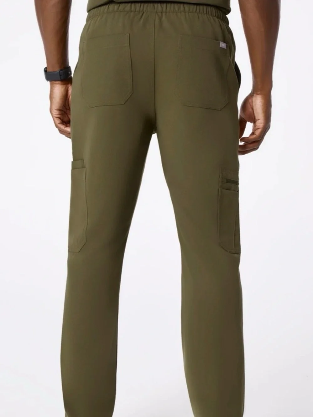 FIGS Technical Collection Cairo Cargo Scrub Pants in Martini Olive Size Large